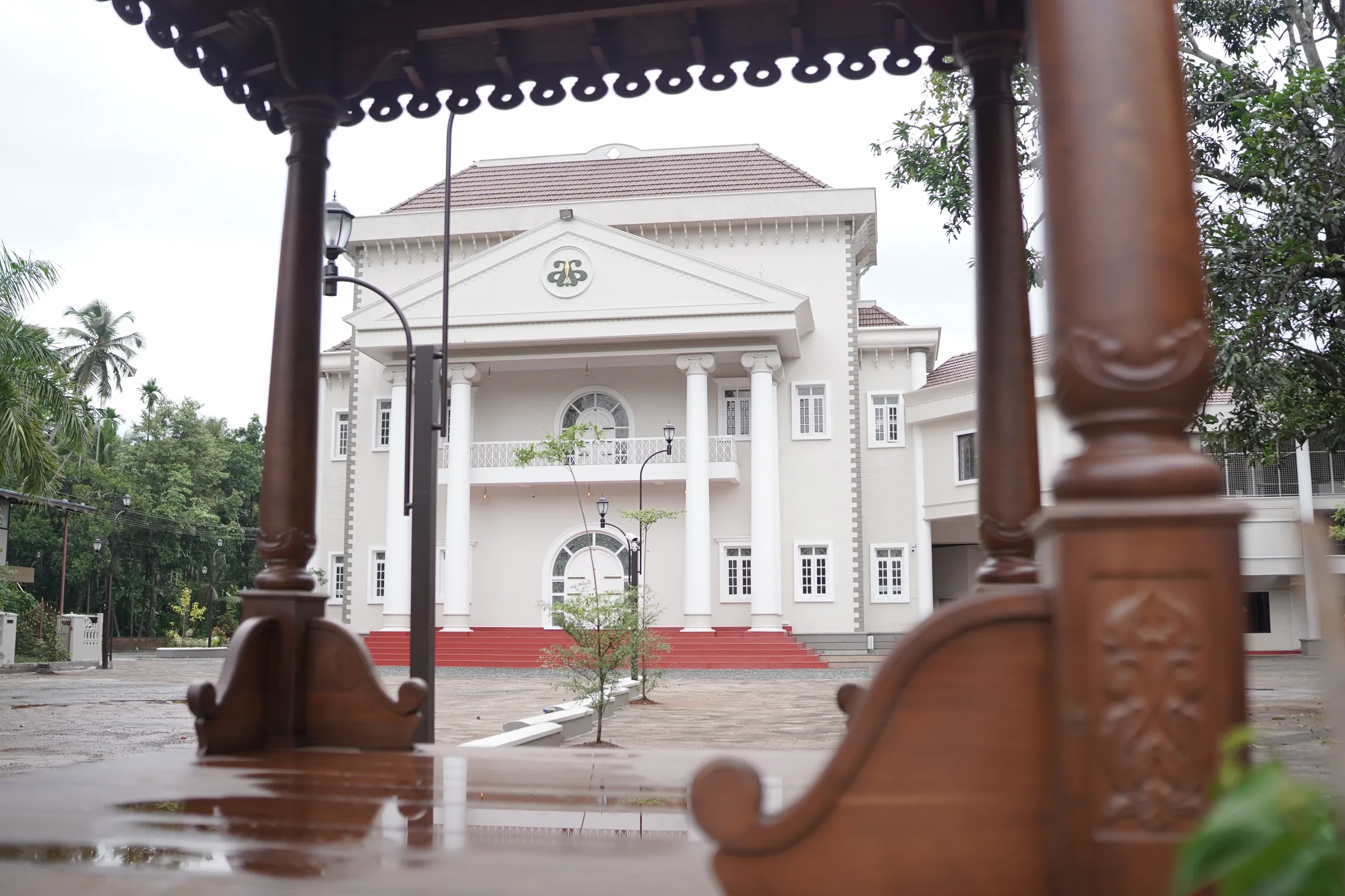 Symmetrical Kerala Pillars